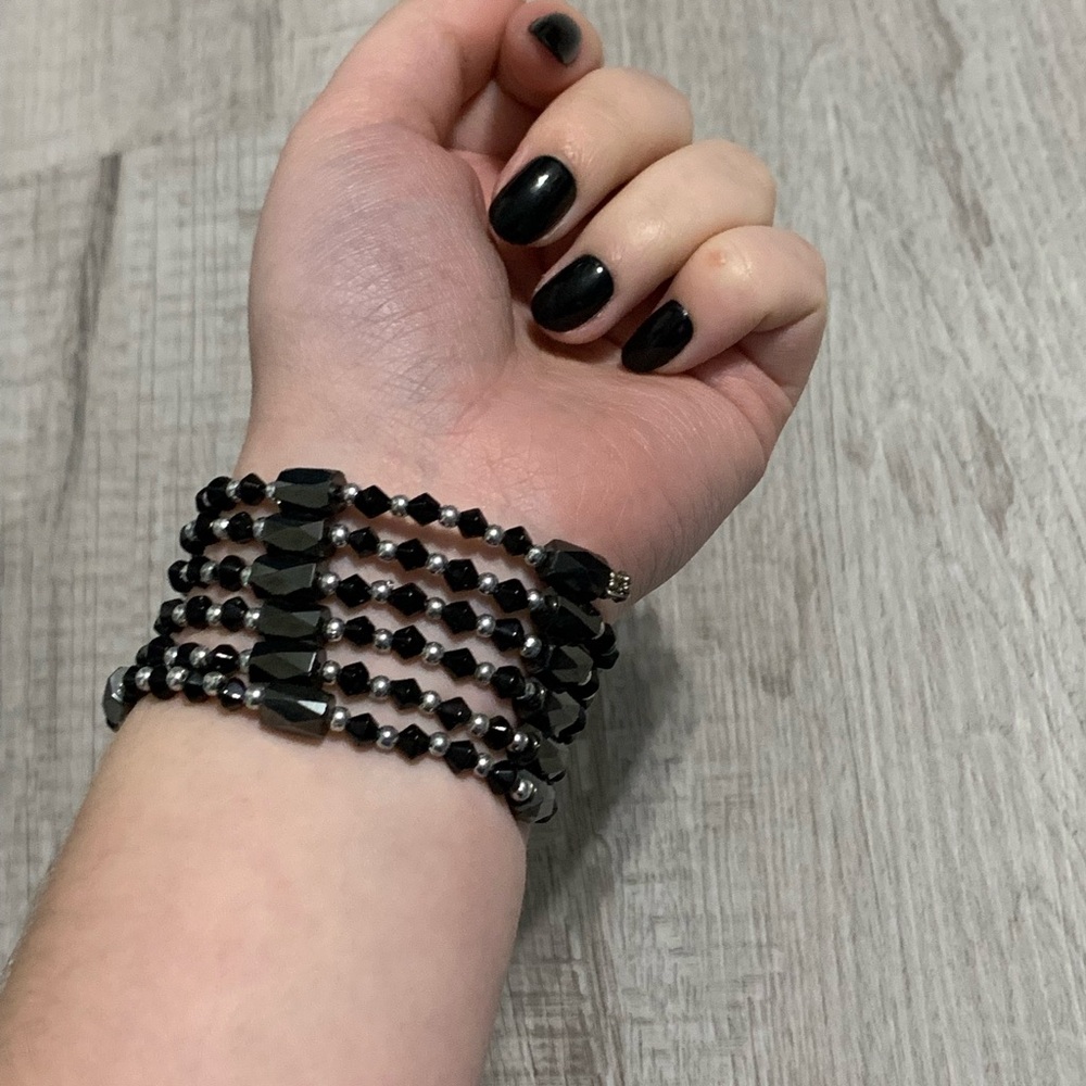 Vintage Estate Black Beaded Magnetic Stack Bracelet